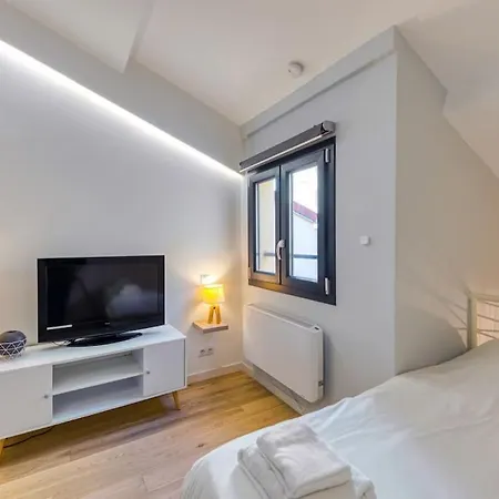 #14 Duplex Tonduti Terrace 5min Old Town Daire